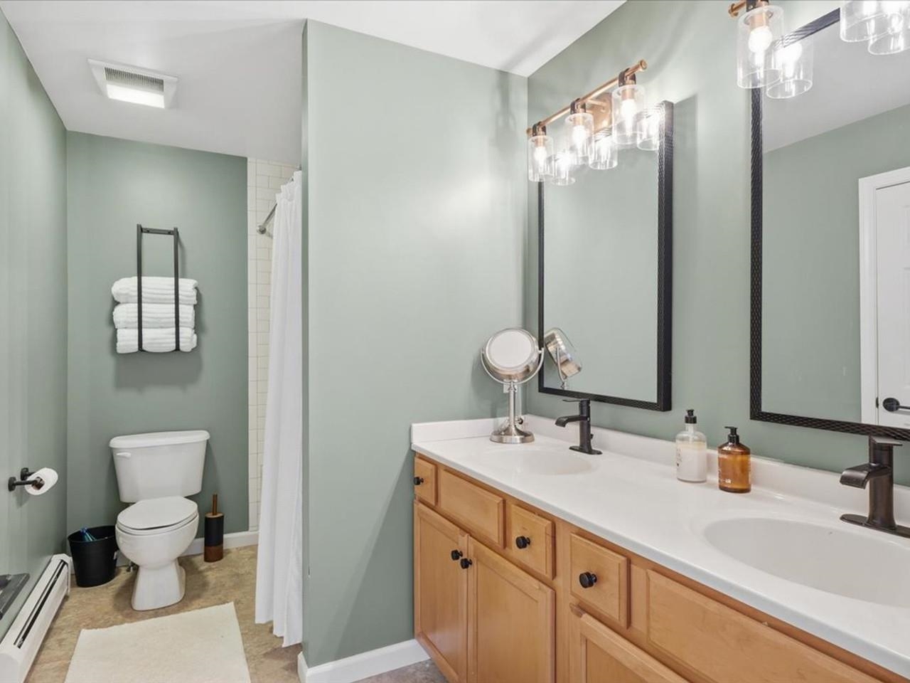 Dual-vanity