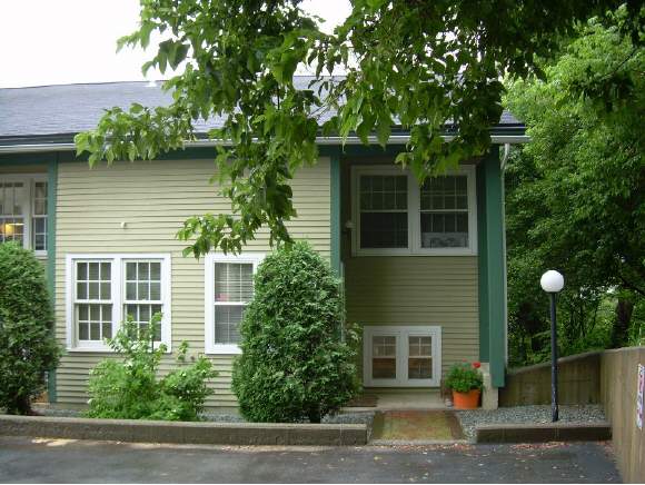 4 Mechanic Street, Unit 12