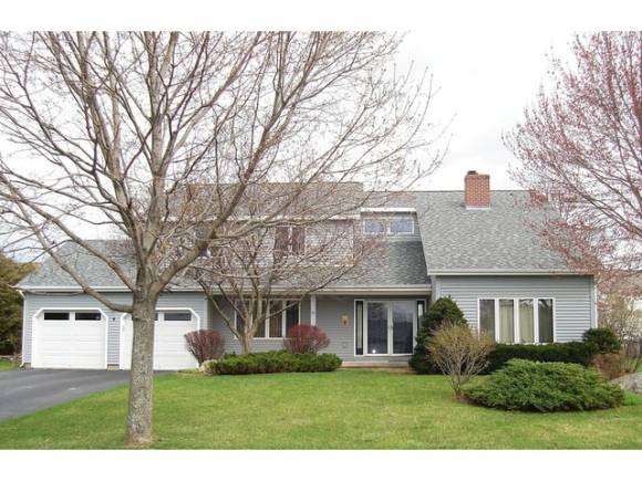 4 Moss Glen Lane
