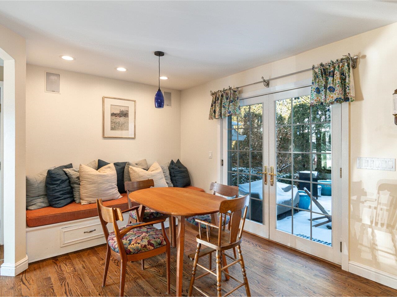 Built-in Bench in Kitchen