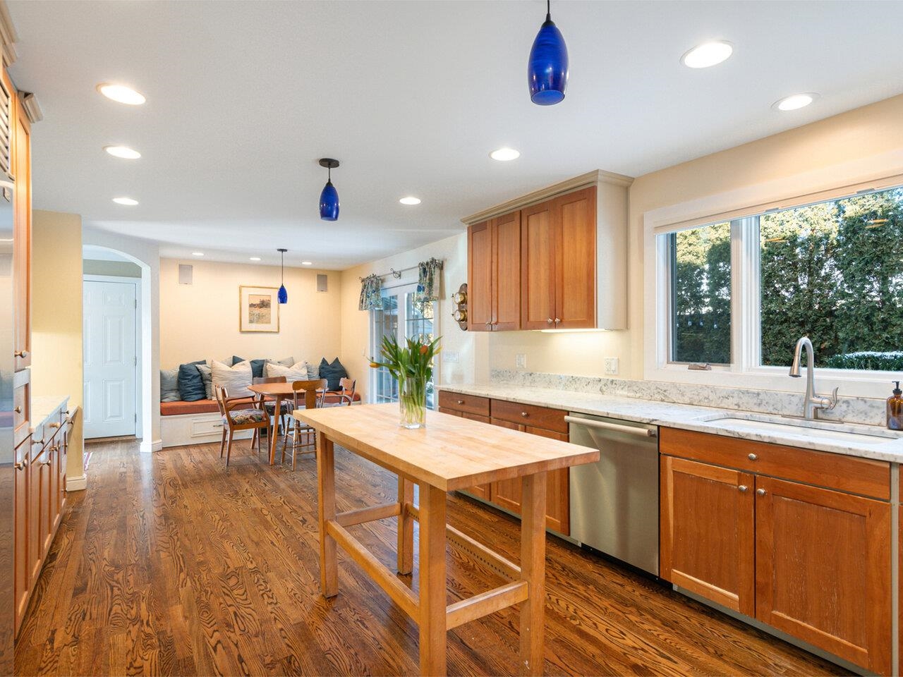 Large Kitchen