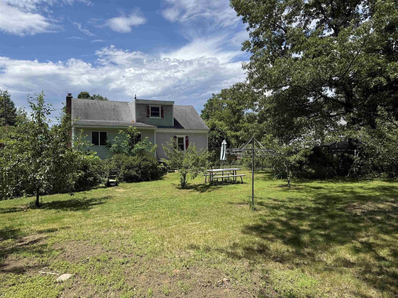 4 Myers Court
