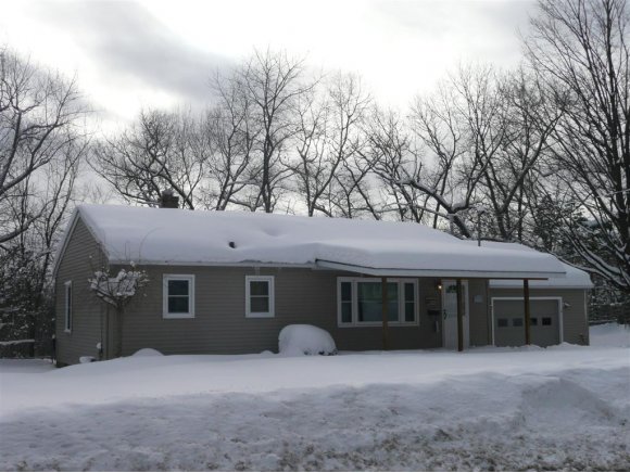 4 Nahma Ave