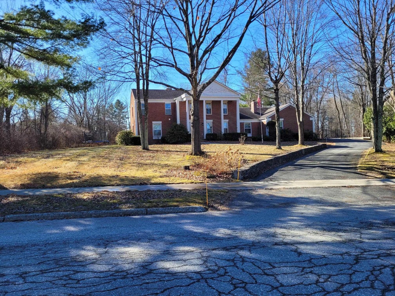 4 Pheasant Way