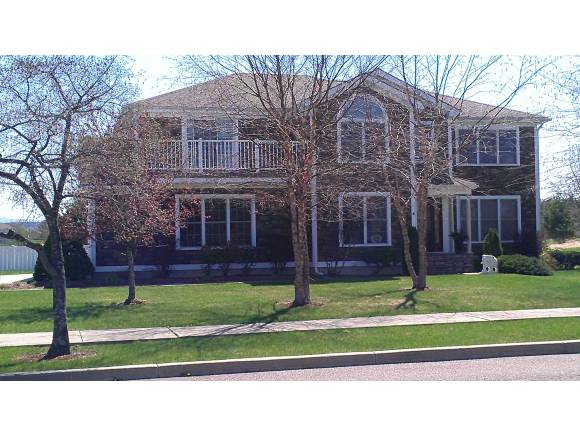 4 Pinnacle Drive