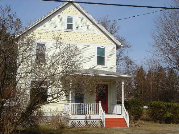 4 School ST