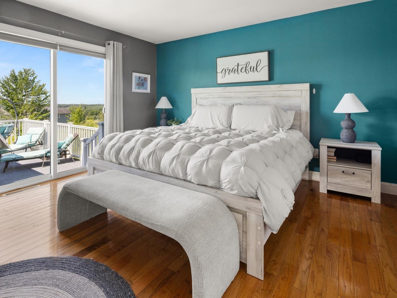 Primary Suite with Slider