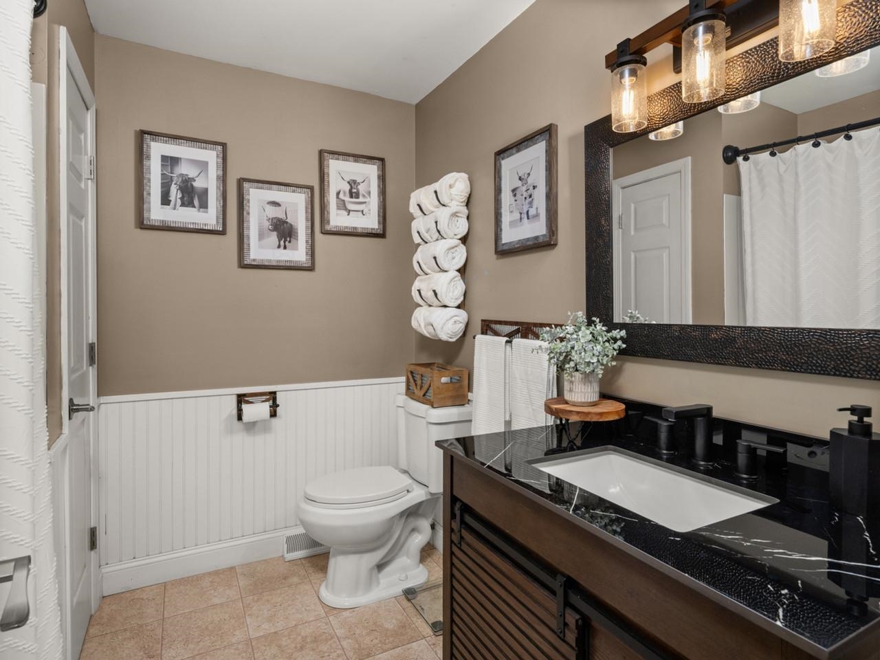 Full Guest Bath