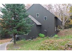 4 SOUTH VILLAGE, Unit 4