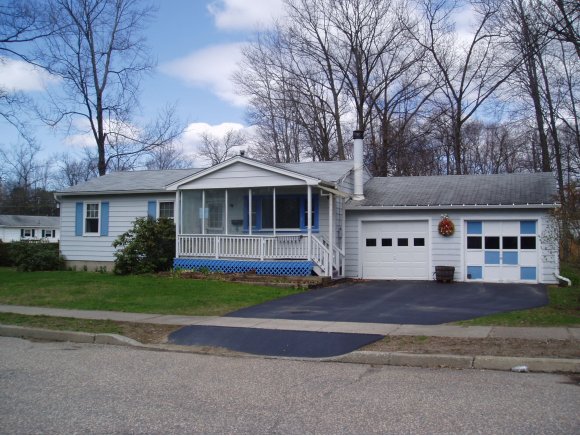 4 Stearns Ave