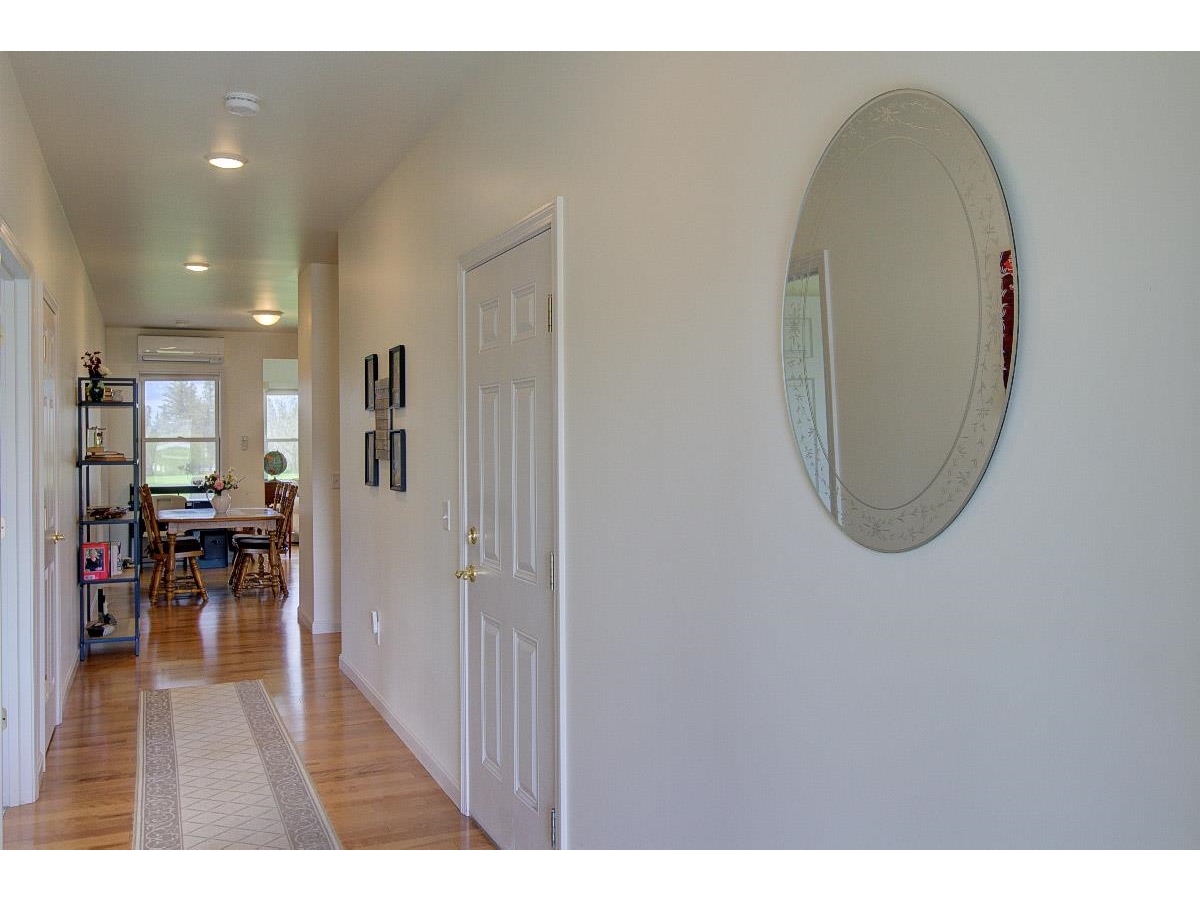 4 Village Court