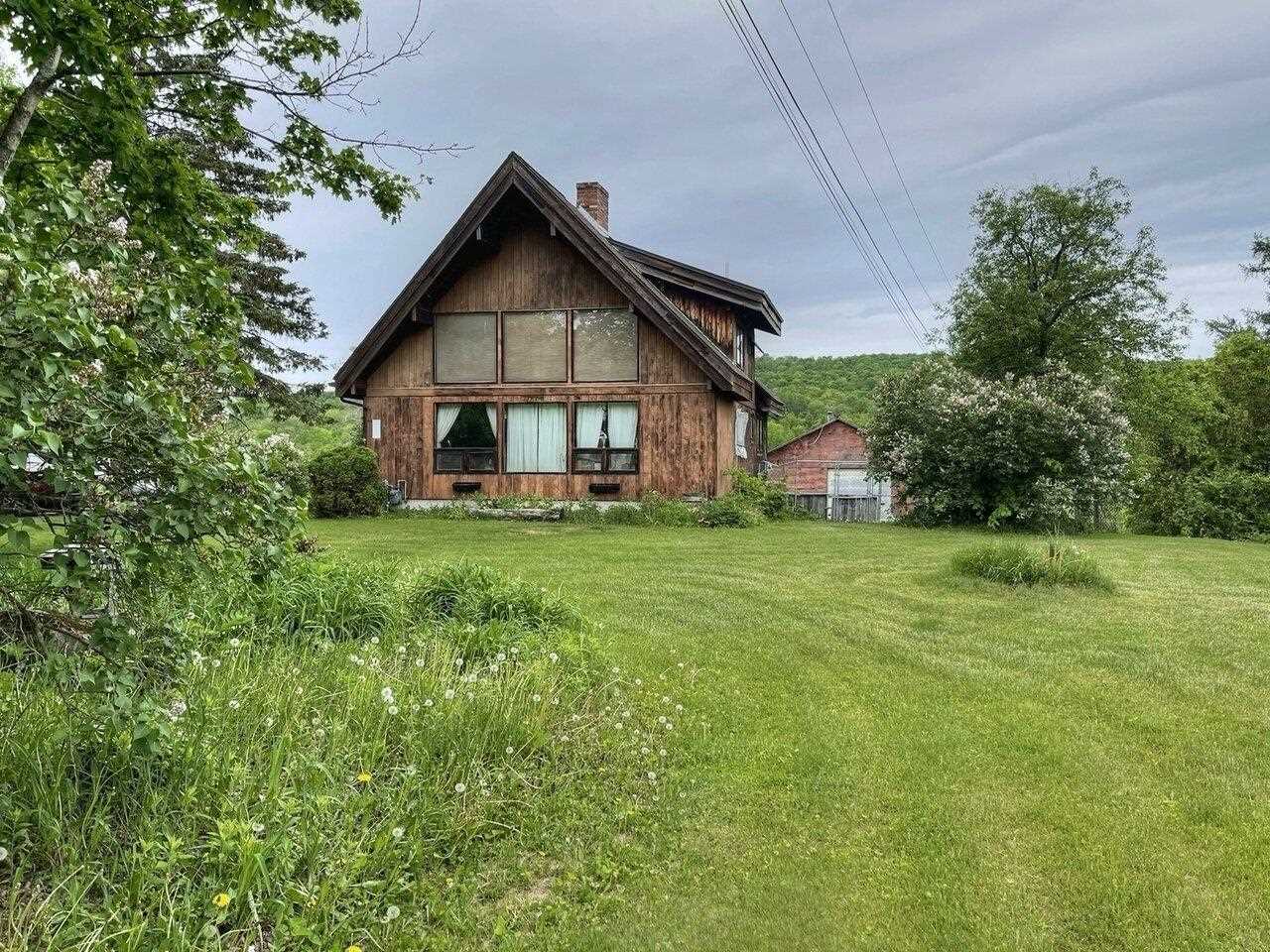 4 VT Farmhouse Road
