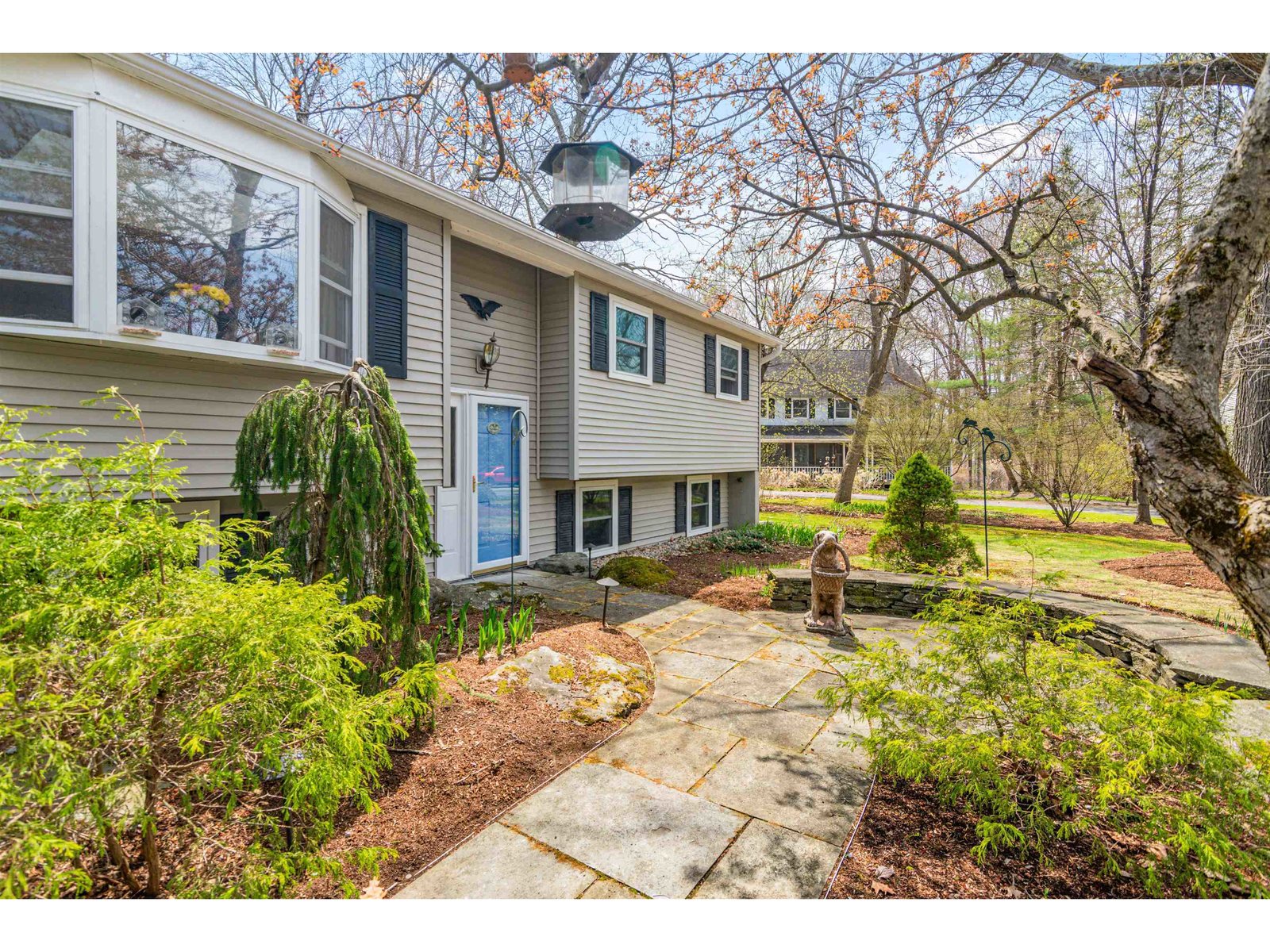 4 Whipple Drive