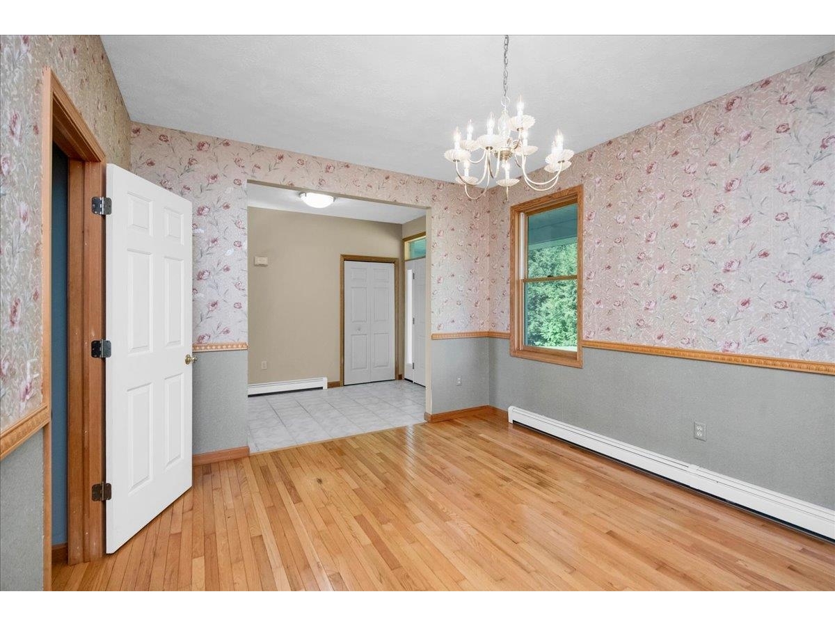 40 Brookside Lane