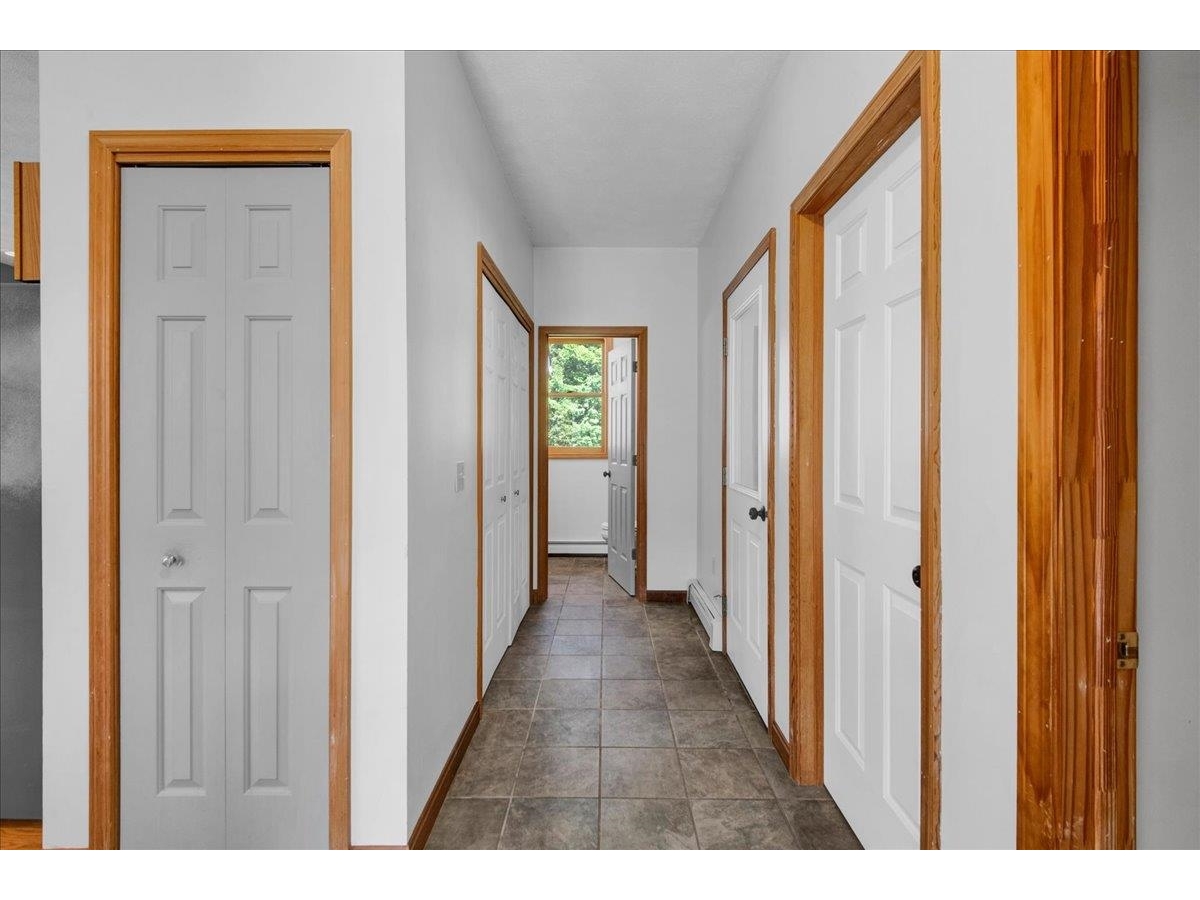 40 Brookside Lane