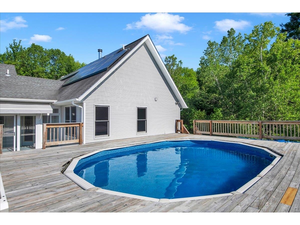 40 Brookside Lane