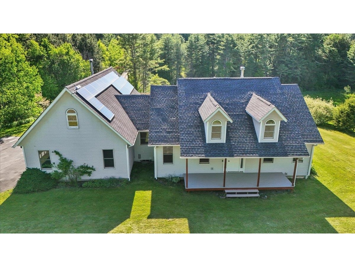 40 Brookside Lane
