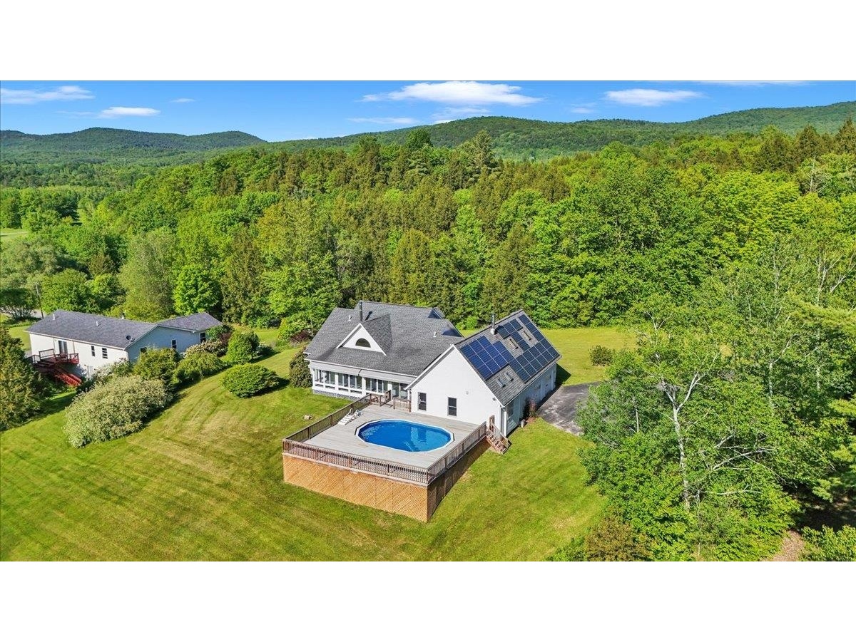 40 Brookside Lane