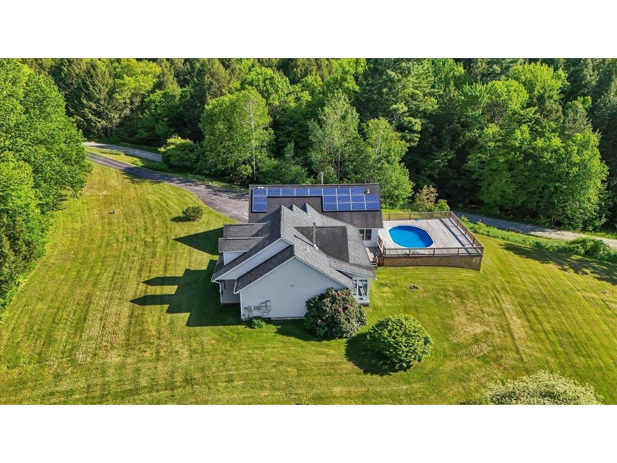 40 Brookside Lane