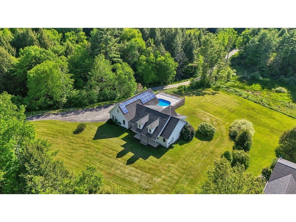 40 Brookside Lane