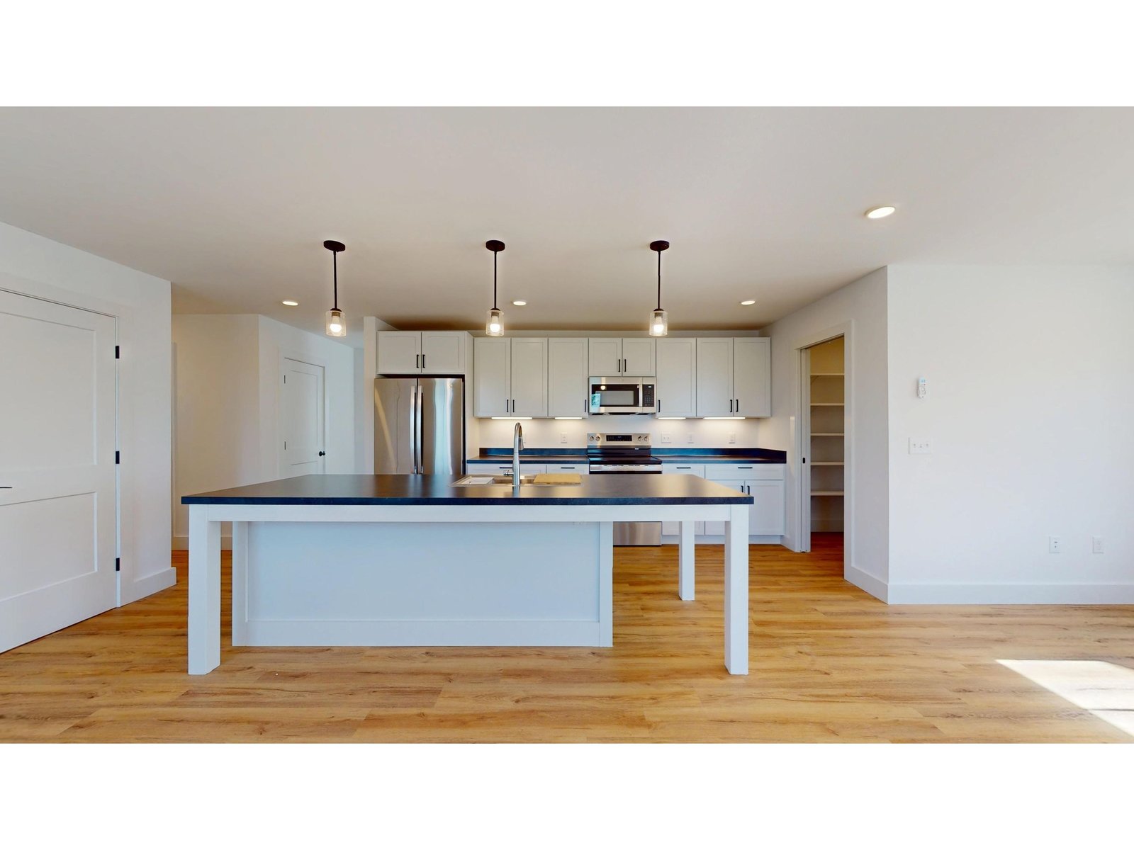 40 Brush Lane, Unit 8.3B
