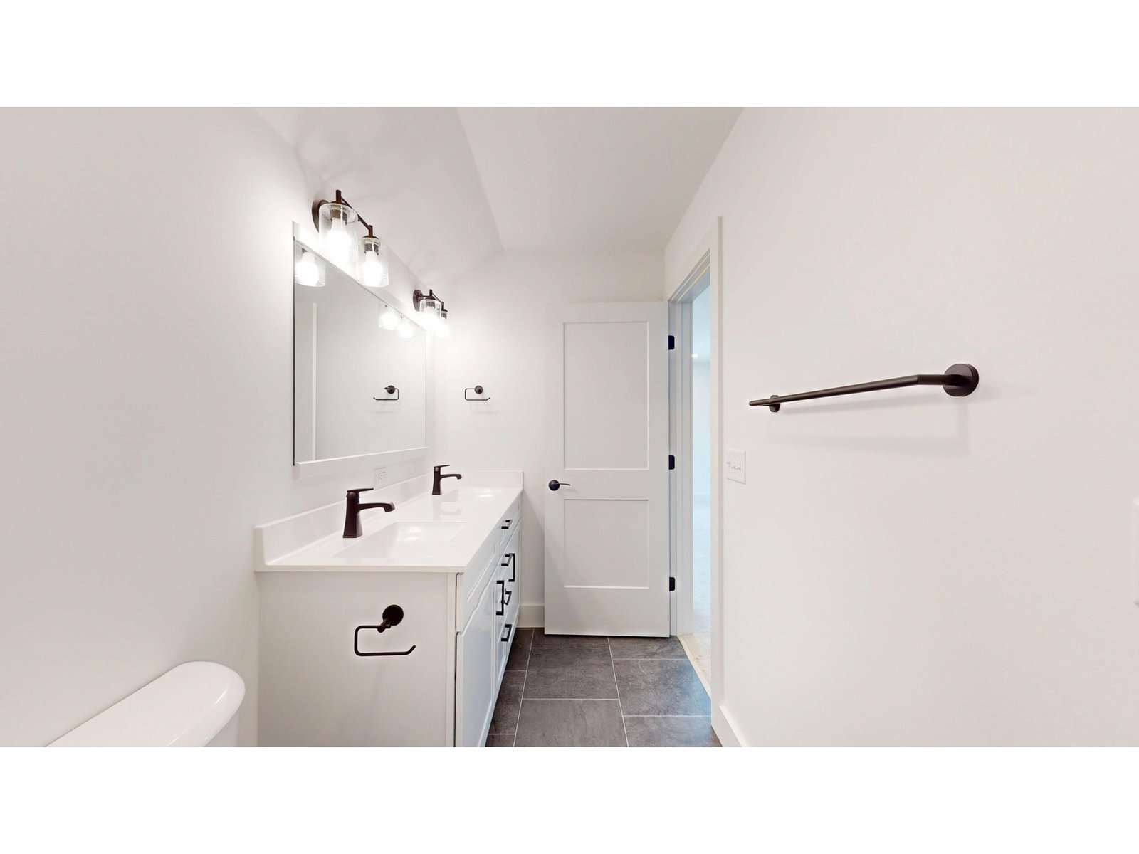 40 Brush Lane, Unit 8.3B