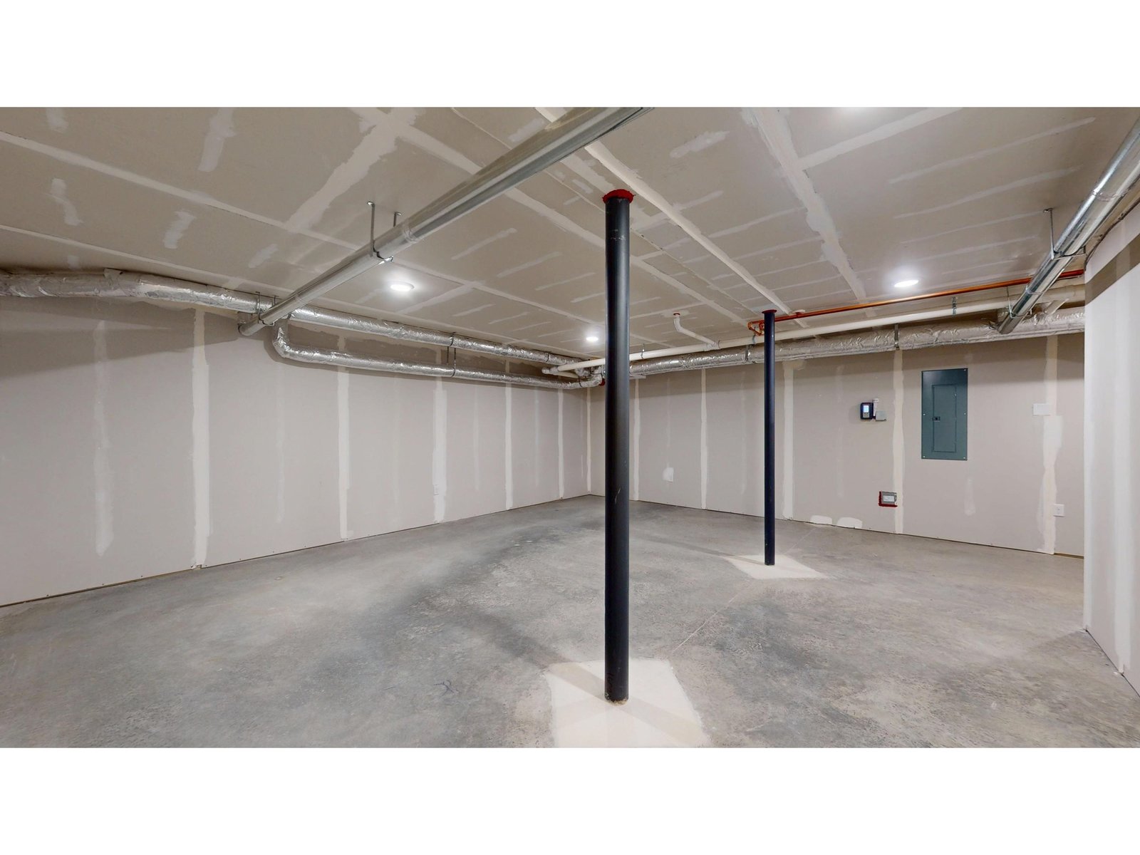 40 Brush Lane, Unit 8.3B