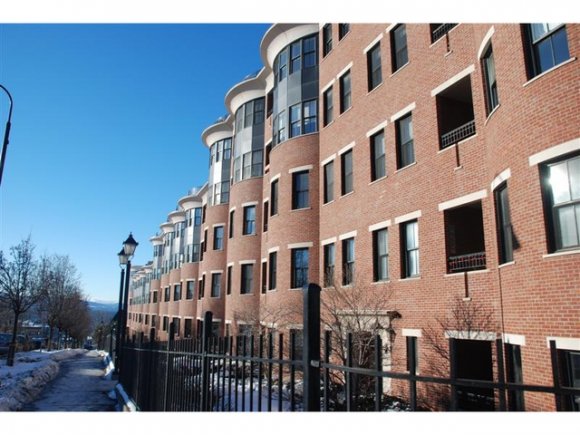 40 College Street, Unit 314