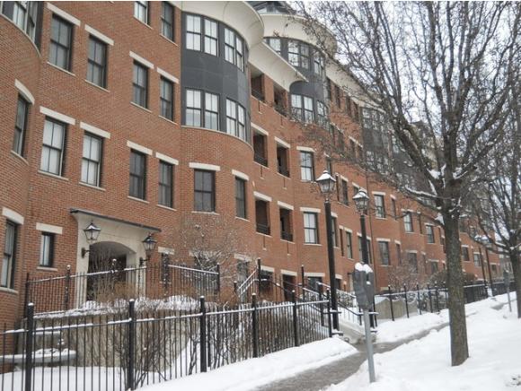 40 College Street, Unit 102