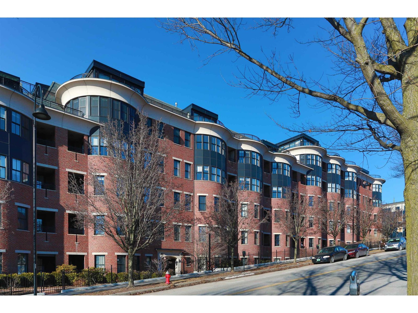 40 College Street, Burlington