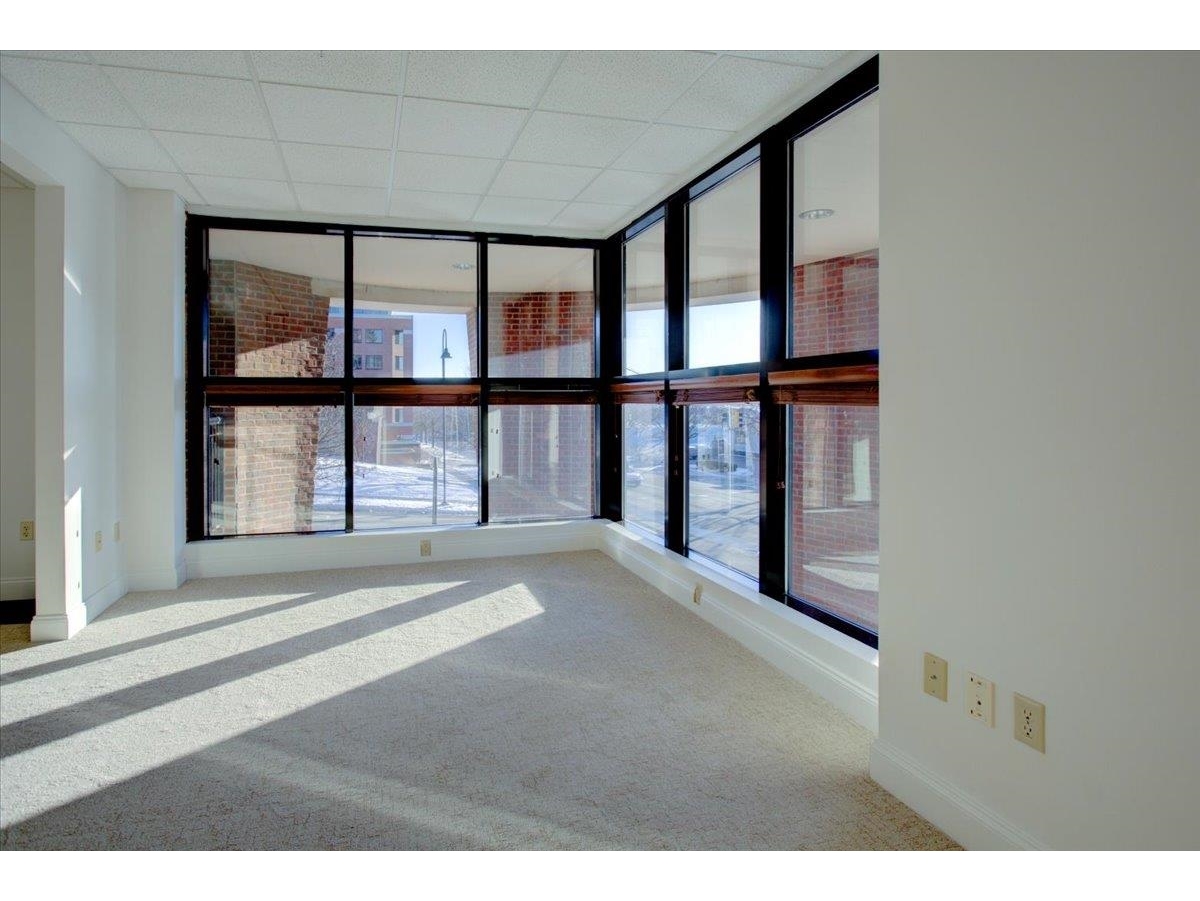 40 College Street, Unit 203A