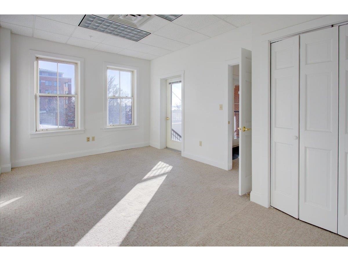 40 College Street, Unit 203A