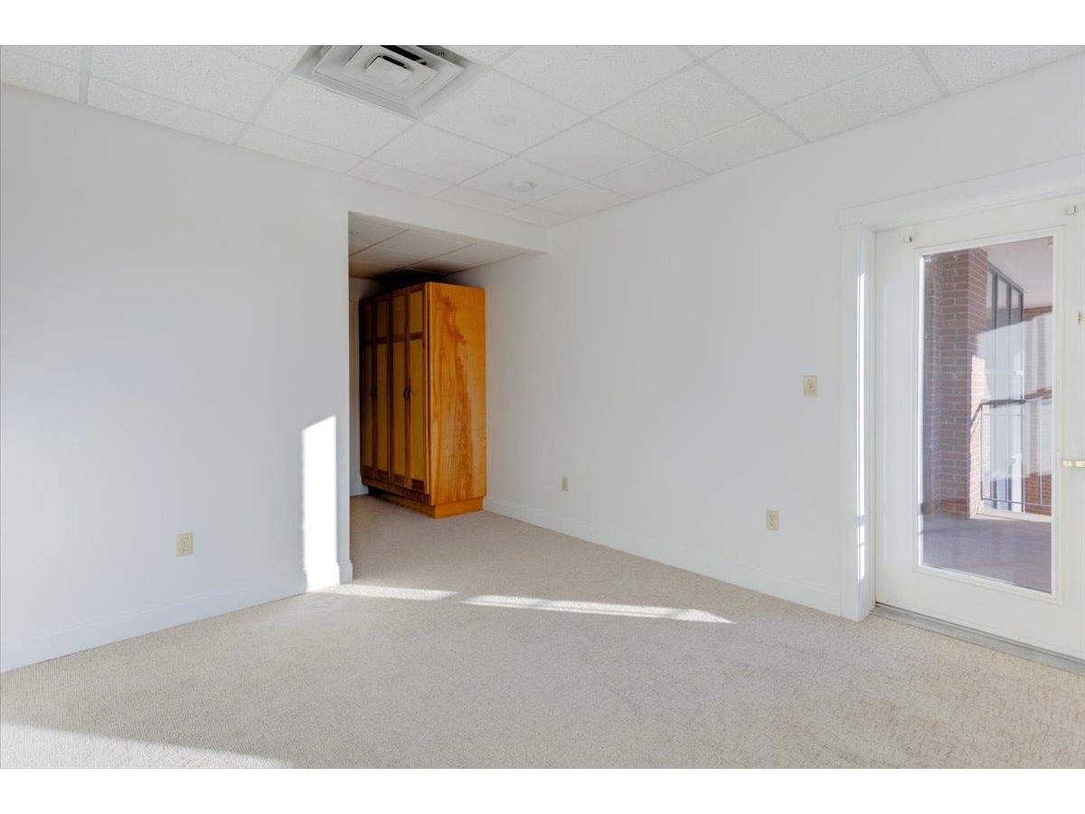 40 College Street, Unit 203A