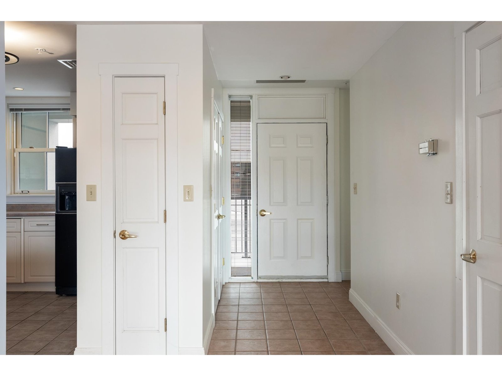 40 College Street, Unit 307