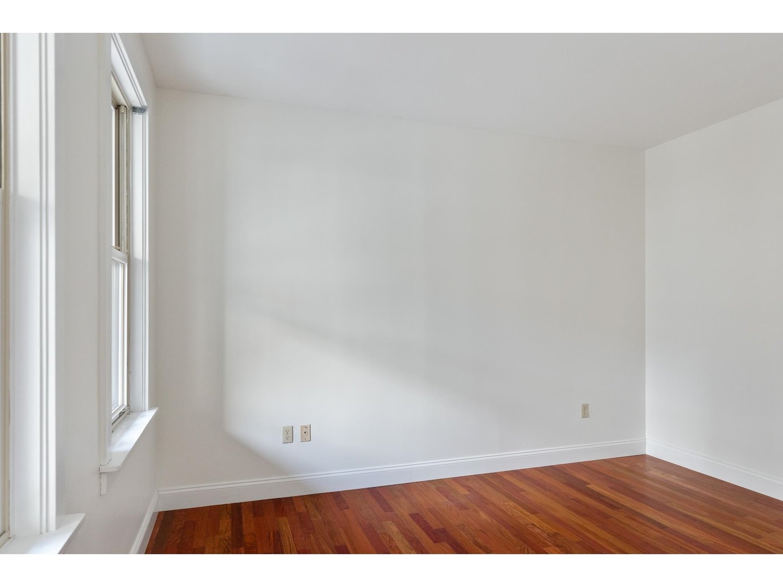 40 College Street, Unit 307