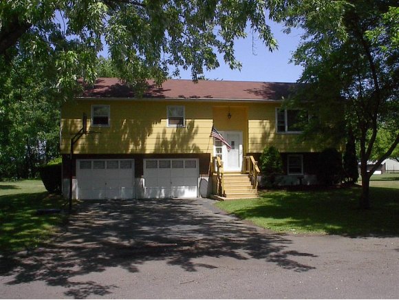 40 Leorey Court