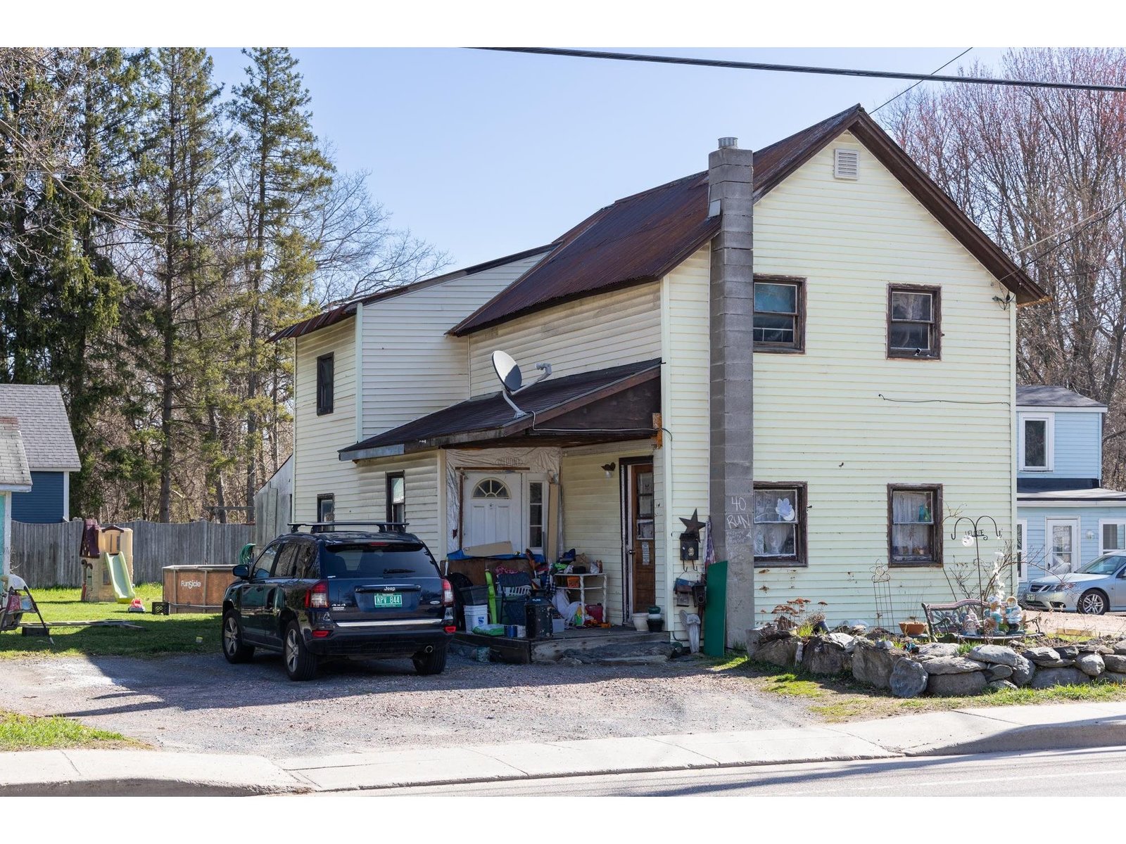 40 Maple Street