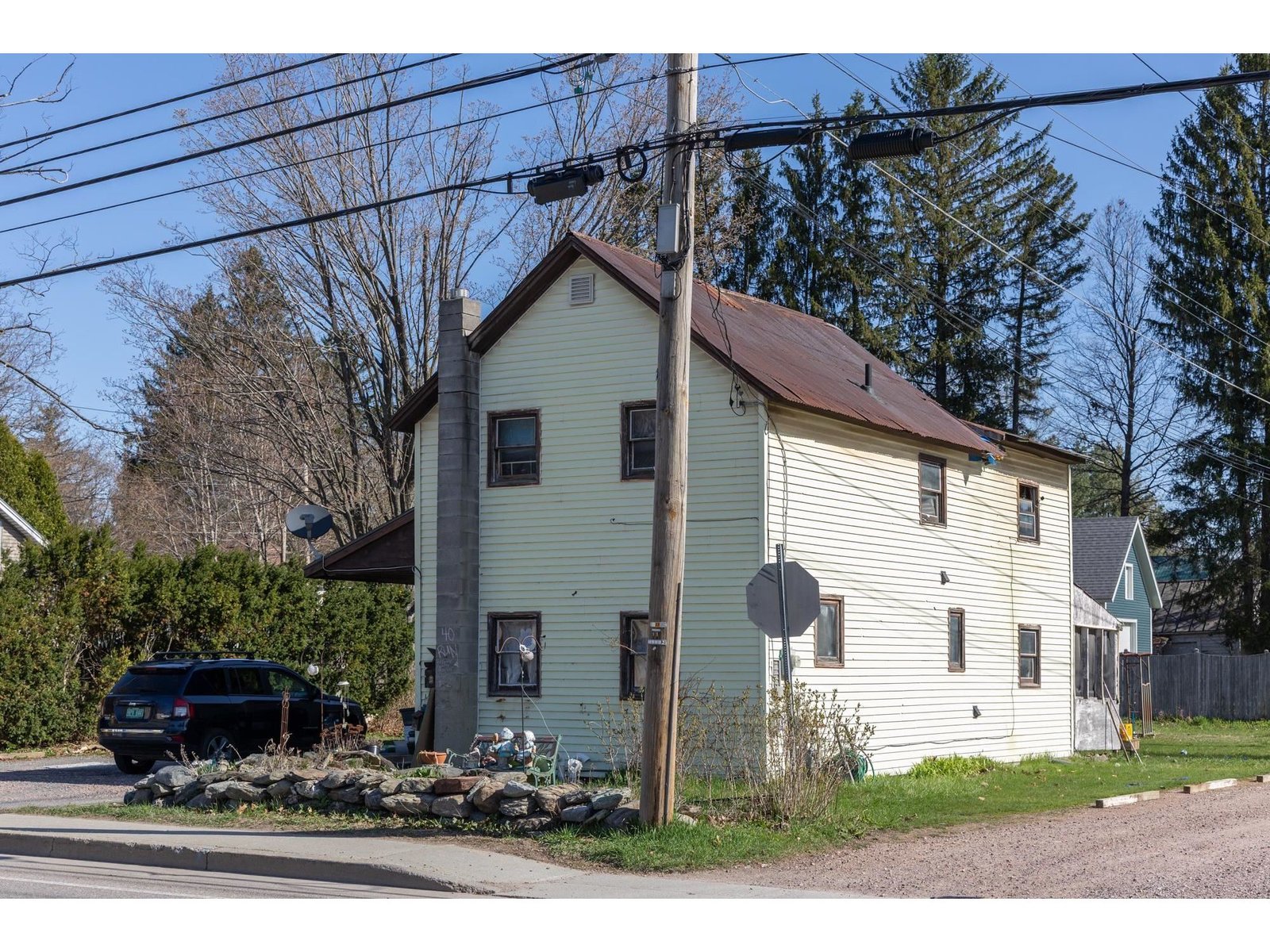 40 Maple Street