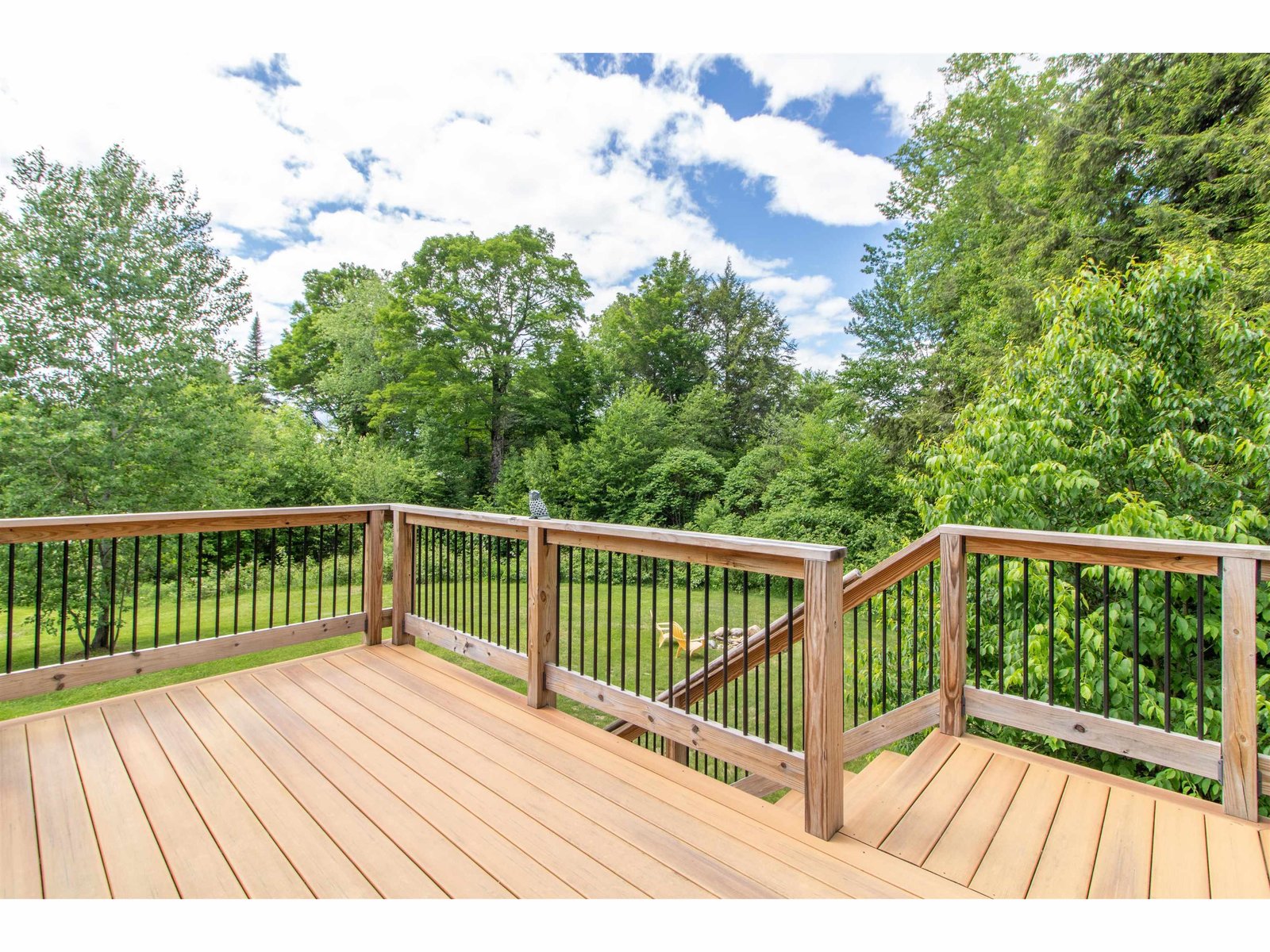 Deck off the primary BR
