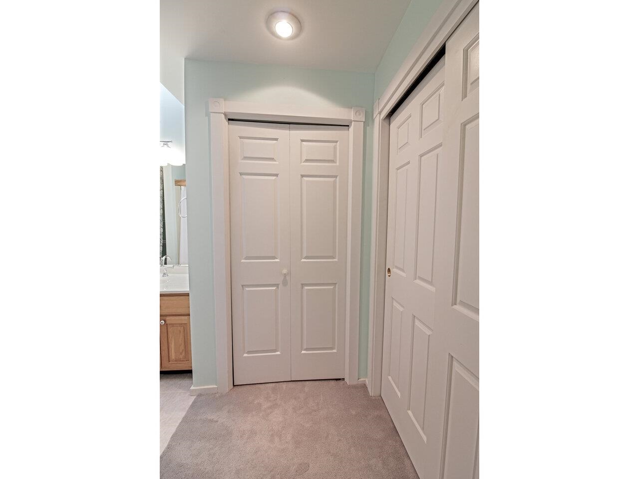 40 Southwind Drive