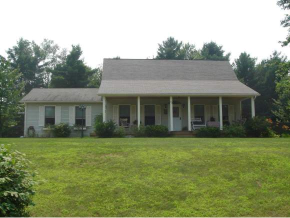 40 Strawberry Ln