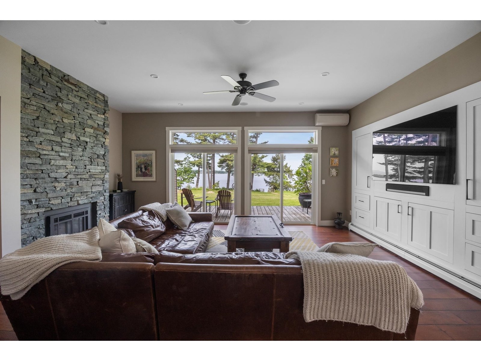 401 South Beach Road, Unit 401 and 402