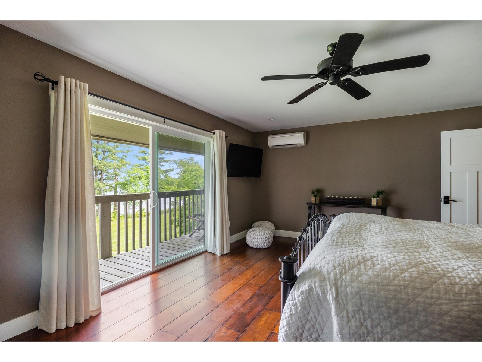 401 South Beach Road, Unit 401 and 402