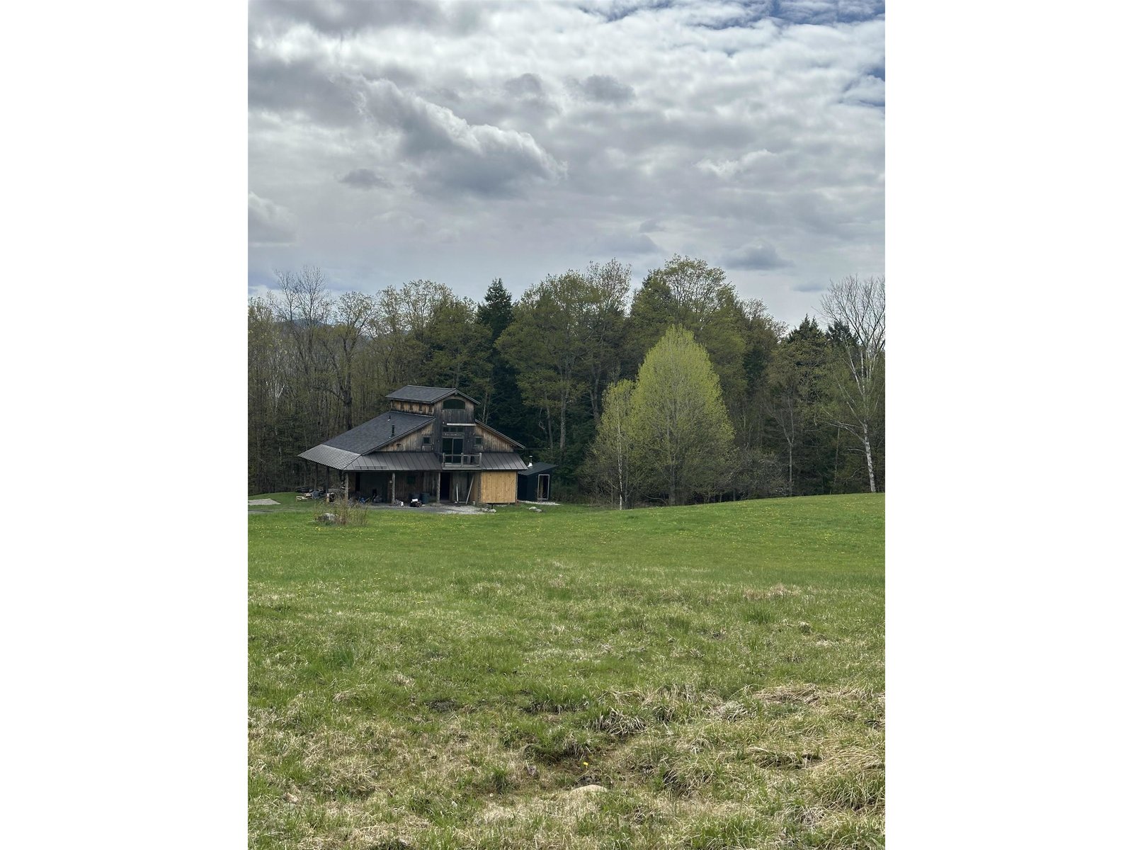 401 Stagecoach Lane