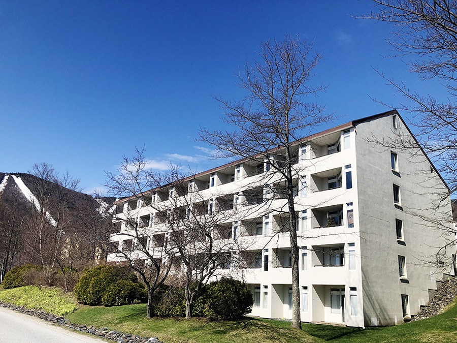 401 Village Gate Drive, Unit 401