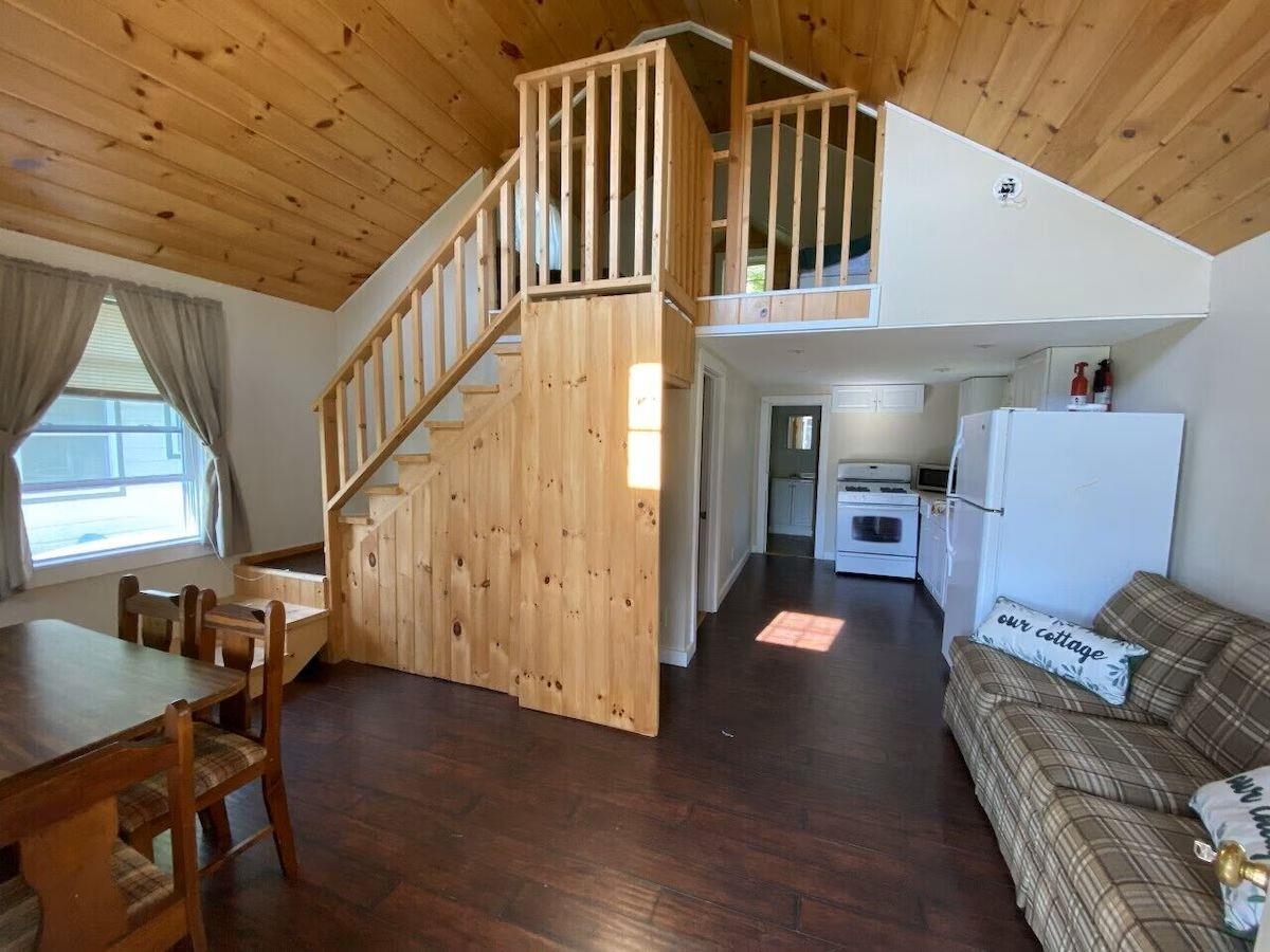 404 West Shore Road, Unit 5