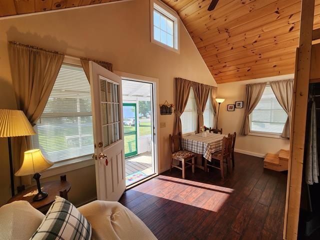 404 West Shore Road, Unit 5