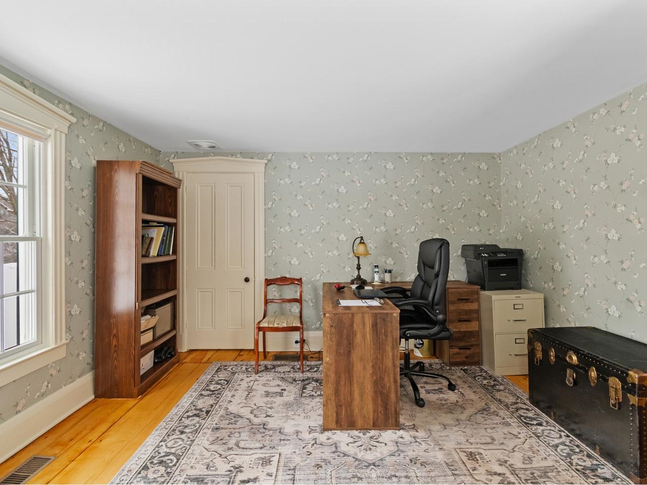 Home office space!