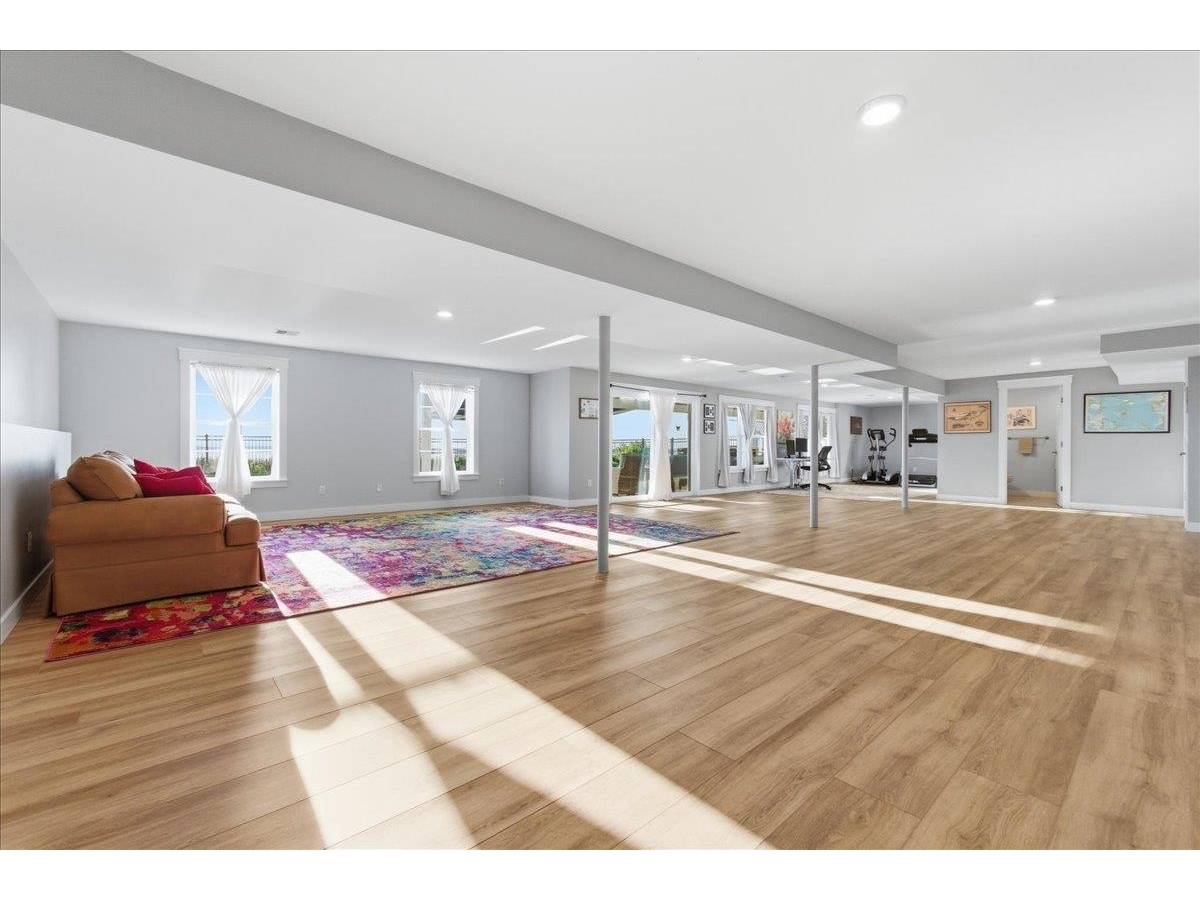 405 Harriet Drive, Unit B