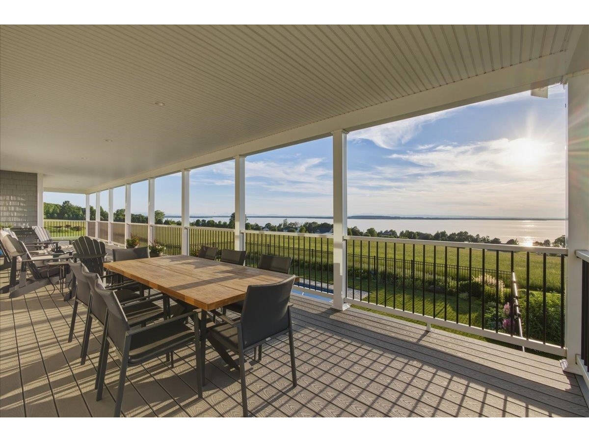 405 Harriet Drive, Unit B